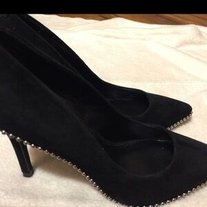 Steve Madden Diplo Suede Studded Pumps